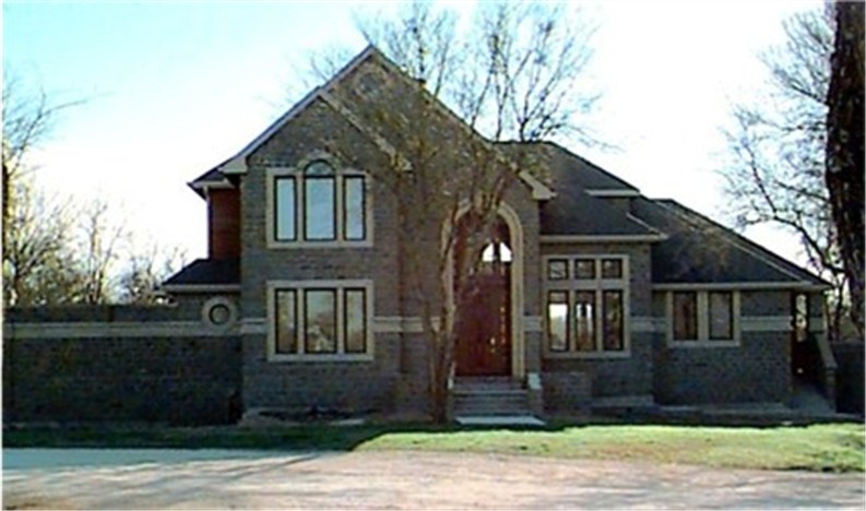 Custom Home Designed and Built by Erick Conard in Elgin, Texas