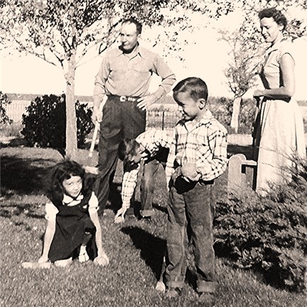 Frank Conard with wife, Billie Faye, their sons, Erick and Frankie, and his niece, Gale Fern Burns [Downing]