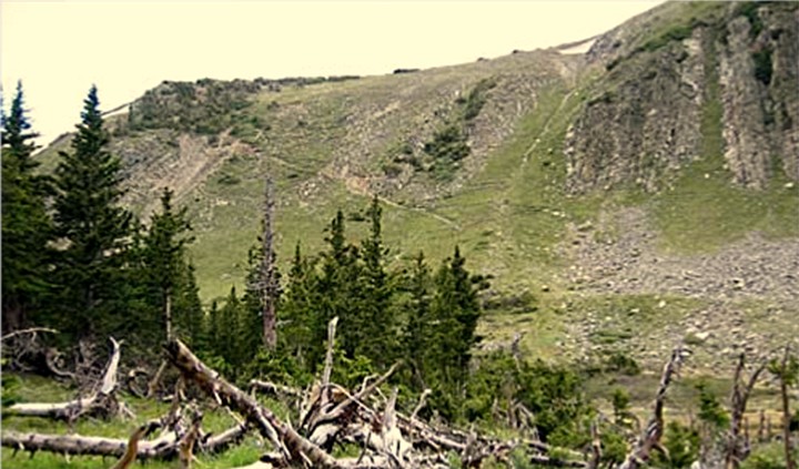 Trail down from cliff at Goose Lake
